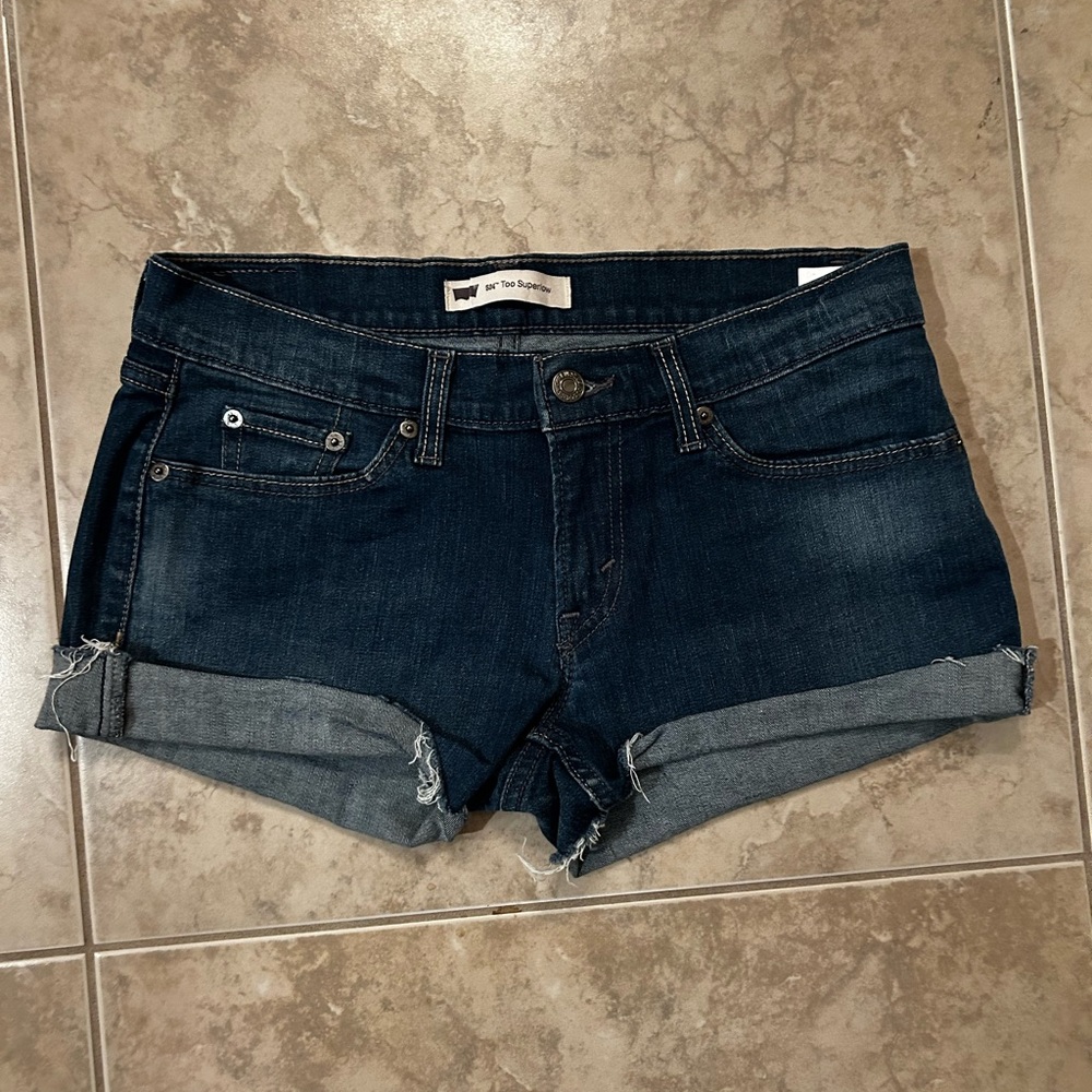 Levi’s new Jean shorts